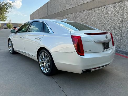 Used 2015 Cadillac XTS Luxury w/ Driver Awareness Package FWD image 4
