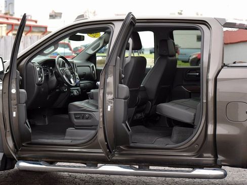 Used 2019 GMC Sierra 1500 SLT image 9