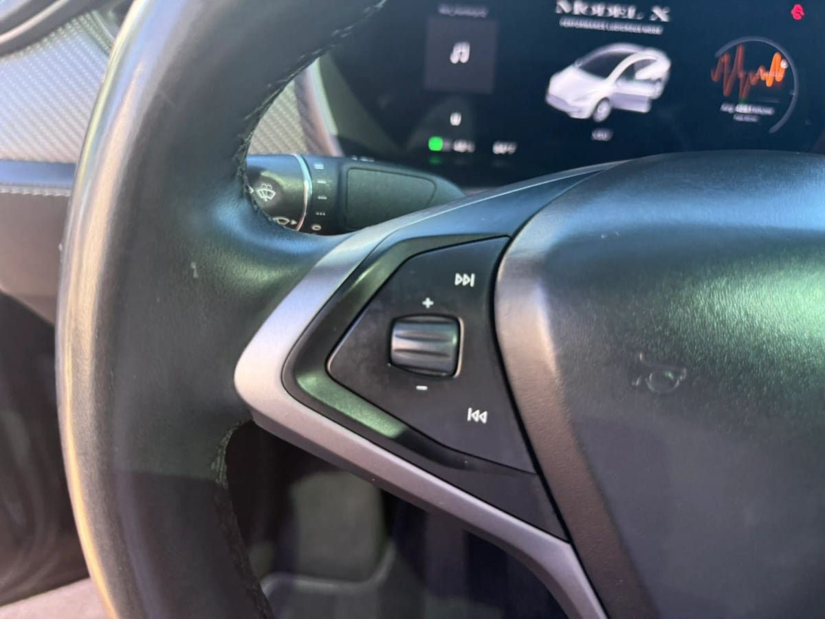 Used 2019 Tesla Model X Performance AWD/4WD image 25