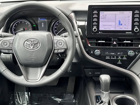 Certified 2023 Toyota Camry SE FWD image 20