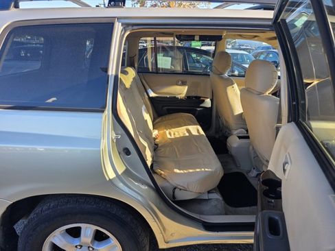 Used 2003 Toyota Highlander Limited image 13
