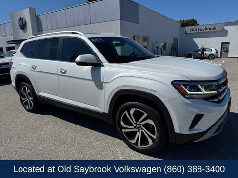 Used 2023 Volkswagen Atlas SEL AWD/4WD image 3