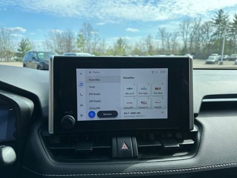 Certified 2024 Toyota RAV4 LE AWD/4WD image 41