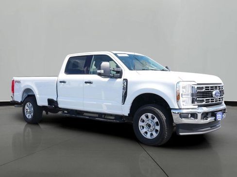 Certified 2024 Ford F350 XLT w/ FX4 Off-Road Package AWD/4WD image 4