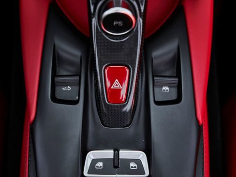 Used 2021 Ferrari 812 GTS RWD image 51