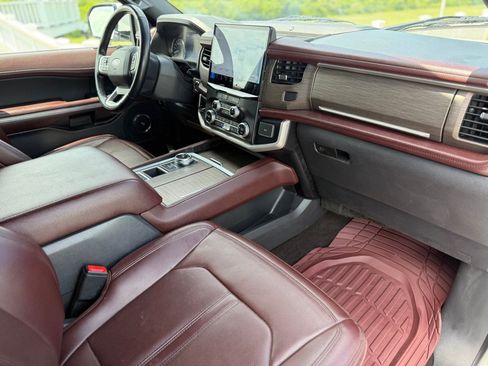 Used 2023 Ford Expedition Max Limited RWD image 17