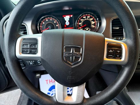 Used 2014 Dodge Charger SE image 19