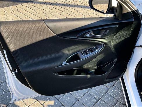 Used 2024 Chevrolet Malibu LT image 19