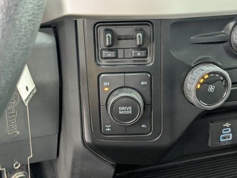 Used 2025 Ford F250 XL w/ STX Appearance Package AWD/4WD image 14