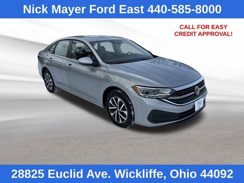 Used 2024 Volkswagen Jetta S image 1