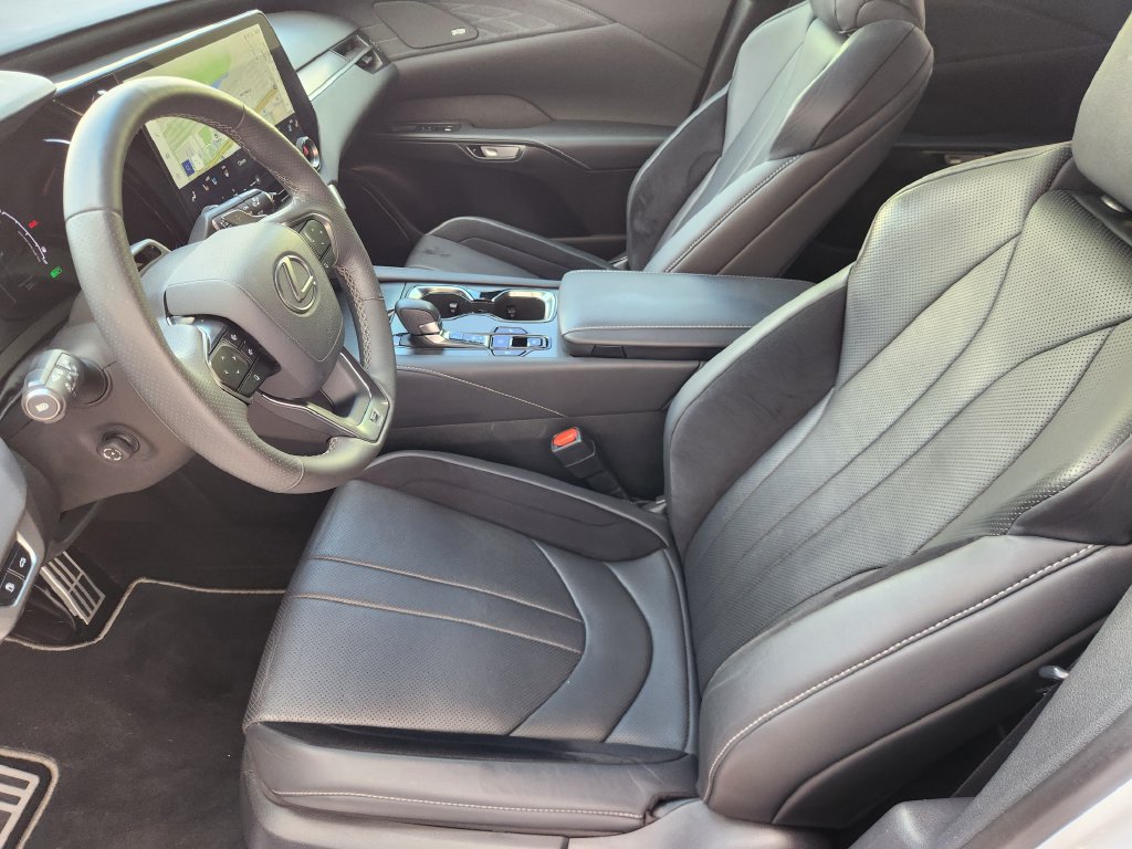 Certified 2024 Lexus RX 500h F Sport w/ Convenience Package AWD/4WD image 13