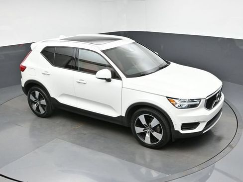 Used 2019 Volvo XC40 T5 Momentum AWD/4WD image 42