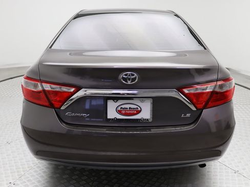 Certified 2015 Toyota Camry LE image 10
