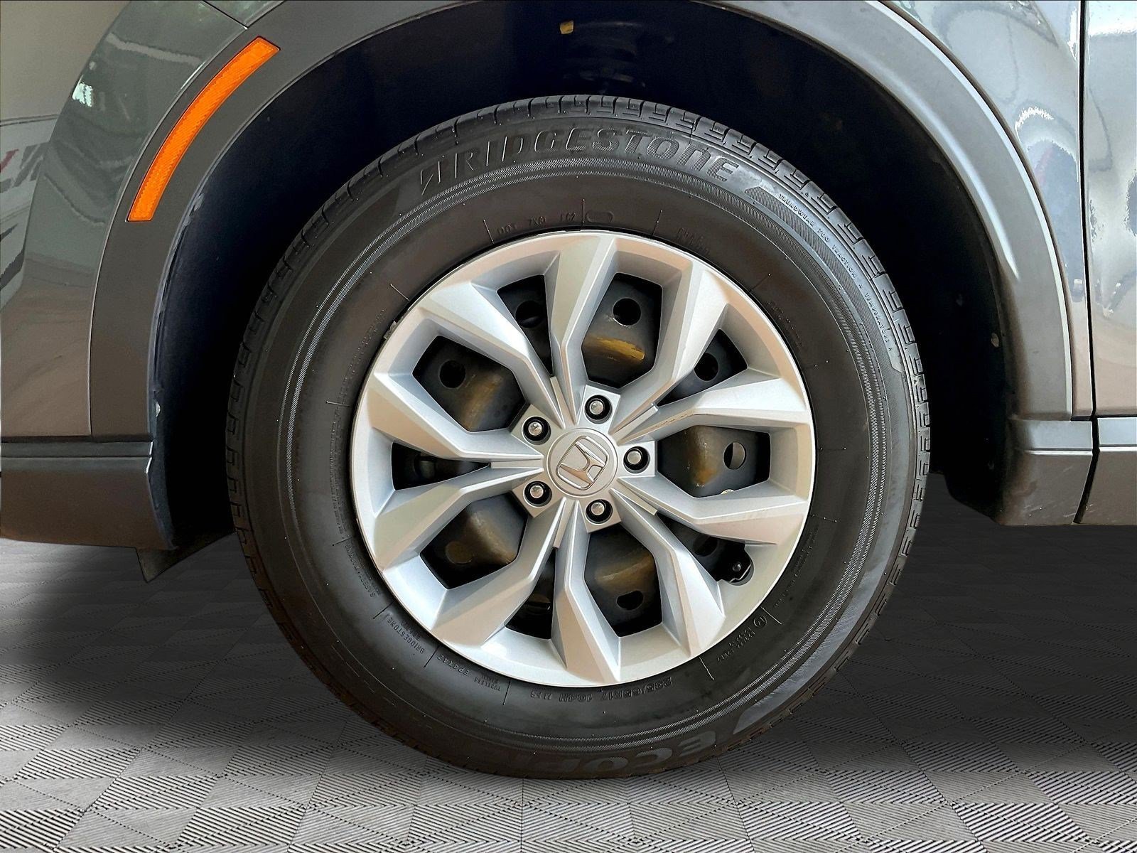 Used 2024 Honda CR-V LX image 31