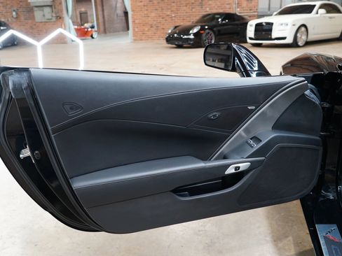 Used 2018 Chevrolet Corvette Stingray Coupe w/ Battery Protection Package image 41