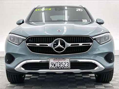 Used 2026 Mercedes-Benz GLC 300 image 2