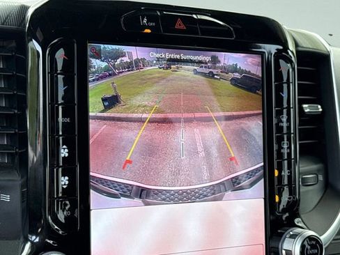 Used 2025 RAM 1500 Big Horn AWD/4WD image 27