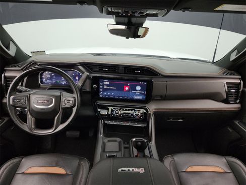 Used 2024 GMC Sierra 3500 AT4 w/ AT4 Premium Plus Package image 21