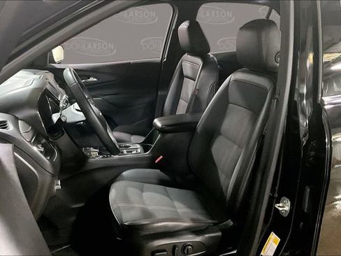 Used 2023 Chevrolet Equinox RS w/ LPO, Floor Liner Package image 13