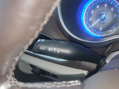 Used 2019 Chrysler Pacifica Touring-L Plus w/ Advanced Safetytec Group image 17