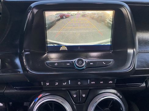 Used 2019 Chevrolet Camaro LT image 18