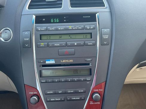 Used 2011 Lexus ES 350 FWD image 22
