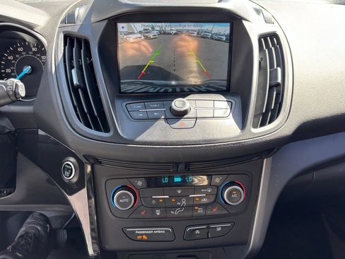 Used 2019 Ford Escape SE AWD/4WD image 17