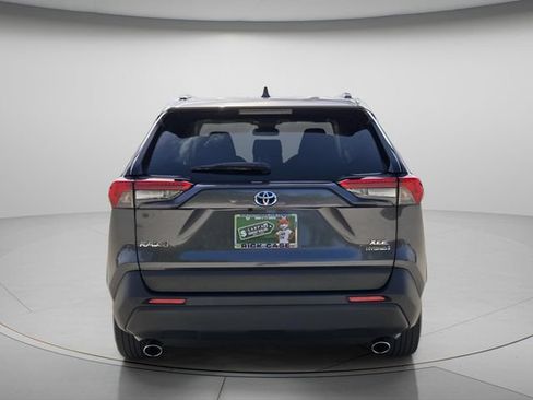 Used 2024 Toyota RAV4 XLE AWD/4WD image 6