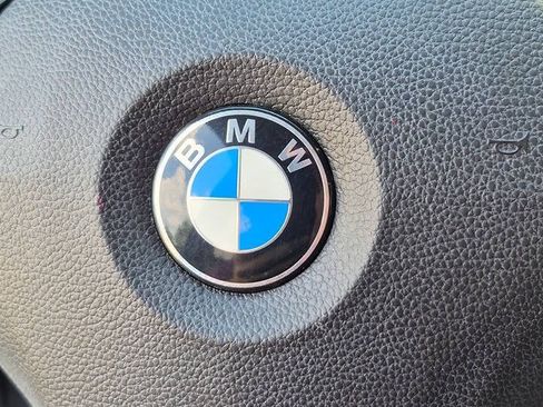 Used 2010 BMW 528i Sedan RWD image 34
