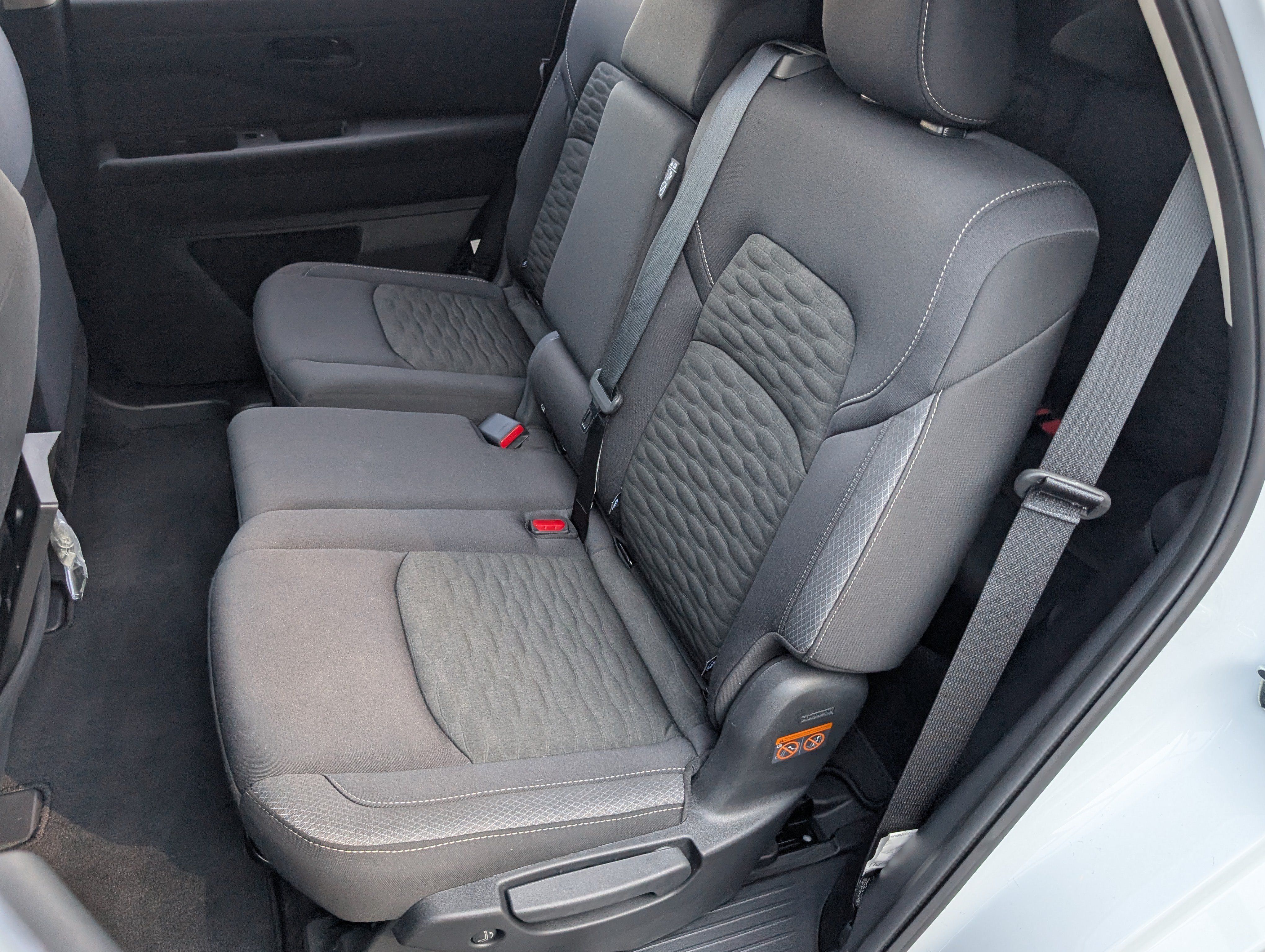 Used 2025 Nissan Pathfinder SV FWD image 17