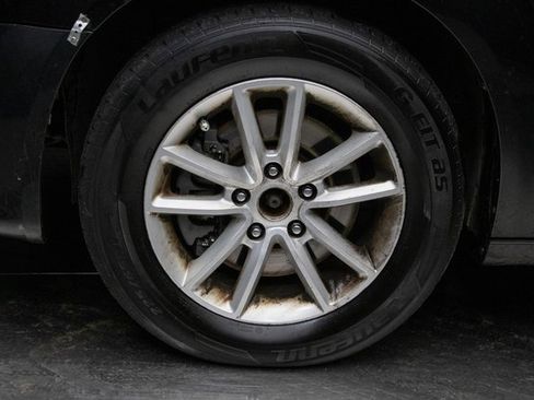 Used 2014 Dodge Grand Caravan SXT image 8