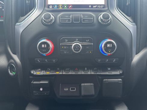 Used 2019 GMC Sierra 1500 SLT w/ SLT Premium Plus Package image 6