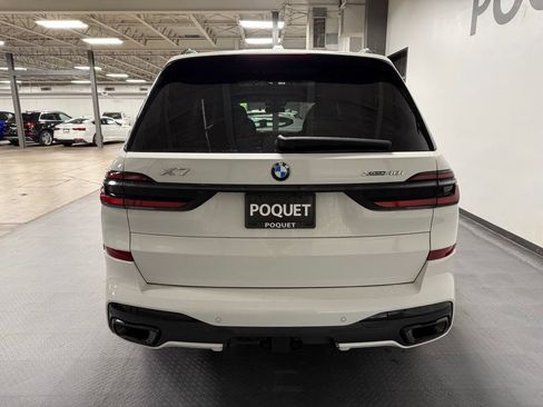 Used 2024 BMW X7 xDrive40i w/ M Sport Package AWD/4WD image 5
