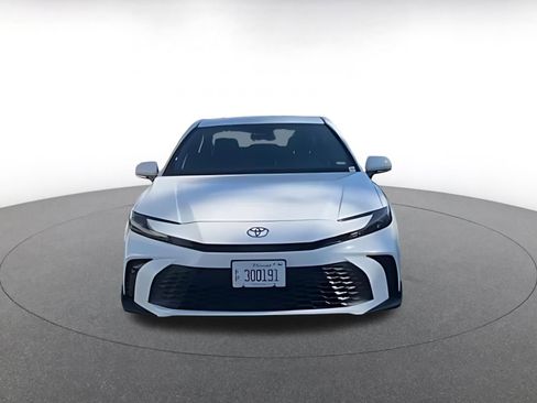 Used 2025 Toyota Camry SE FWD image 15