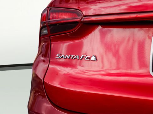 Used 2023 Hyundai Santa Fe SEL image 11