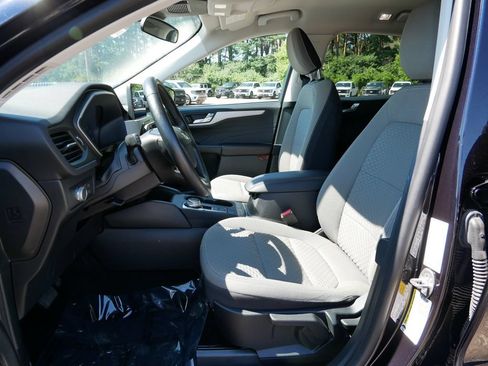 Certified 2021 Ford Escape SE w/ Cold Weather Package AWD/4WD image 14