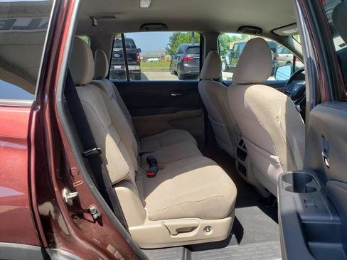 Used 2020 Honda Pilot EX image 17