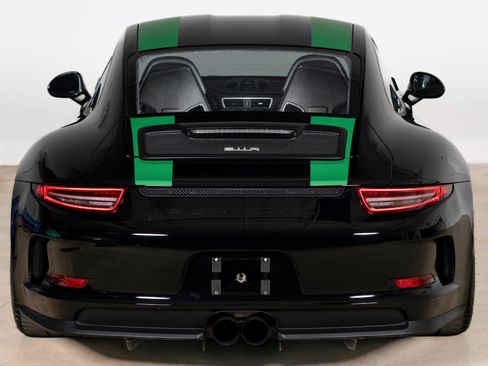 Used 2016 Porsche 911 R image 8