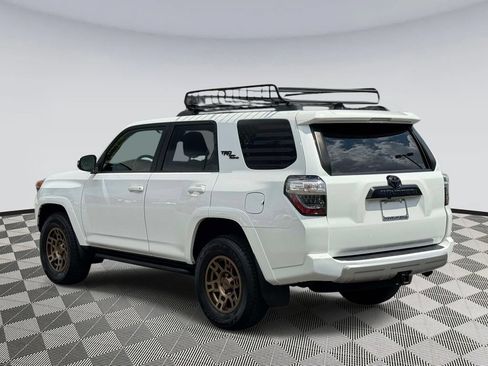 Used 2024 Toyota 4Runner TRD Off-Road Premium AWD/4WD image 4