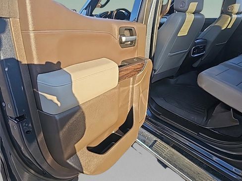 Used 2021 GMC Sierra 1500 SLT w/ SLT Premium Plus Package image 33