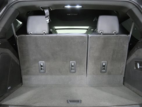 Used 2023 Cadillac Escalade Sport AWD/4WD image 29