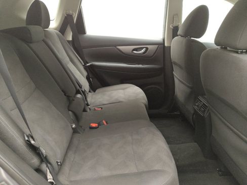 Used 2016 Nissan Rogue S AWD/4WD image 19