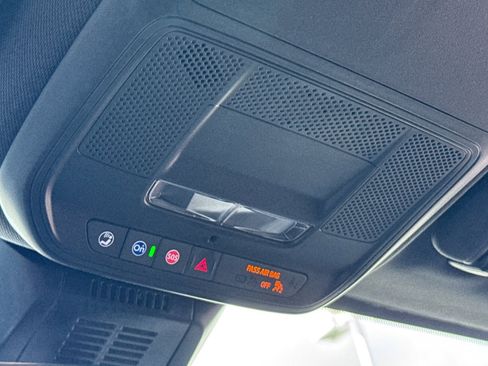 Used 2026 Chevrolet Equinox LT w/ Safety and Technology Package image 24