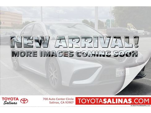 Used 2022 Toyota Camry SE w/ Convenience Package FWD image 1