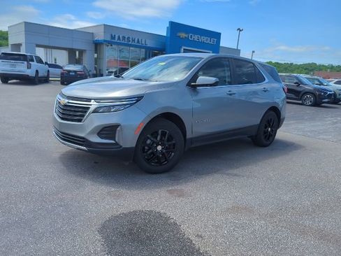 Used 2024 Chevrolet Equinox LT AWD/4WD image 5