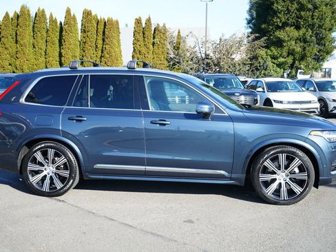 Used 2023 Volvo XC90 T8 Ultimate image 4