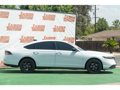 Used 2025 Honda Accord SE image 35