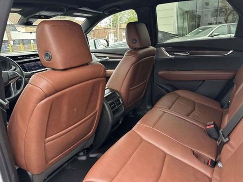 Certified 2023 Cadillac XT5 Premium Luxury w/ Technology Package AWD/4WD image 30