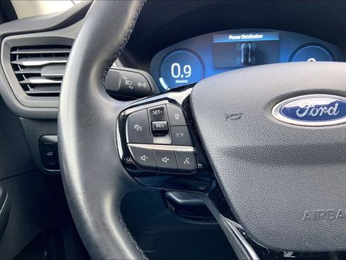 Used 2023 Ford Escape Platinum image 12