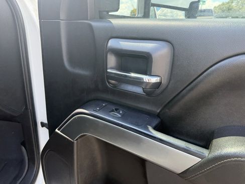Used 2016 Chevrolet Silverado 2500 LT image 30